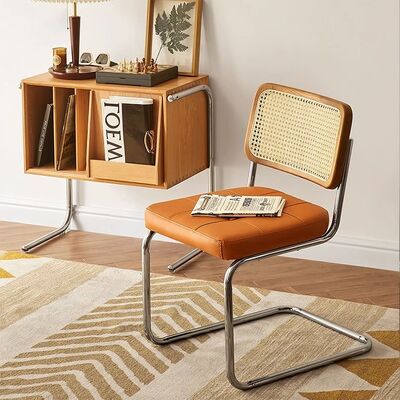 Хорошая цена Простой удобный деревянный столик для дома столик для обеда Нержавеющая сталь Конференц-кафе Раттан Удобный стул онлайн